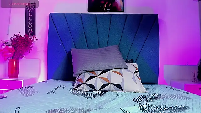 Chloe_wish1's Live XXX Chat