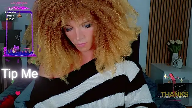 XXX chat uživo modela HelenSpellman