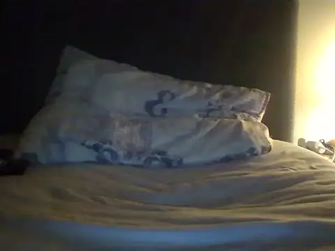 isimsizsikicii Adlı Modelin Web Kamerası Şovu