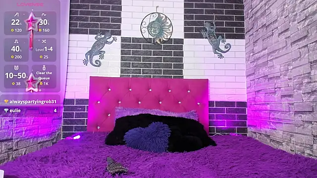 Chat +18 de Zamara_Kleii ao vivo