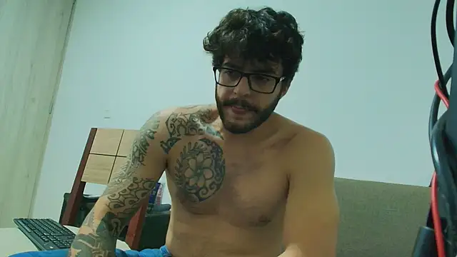 thomas_gunn Live XXX chat