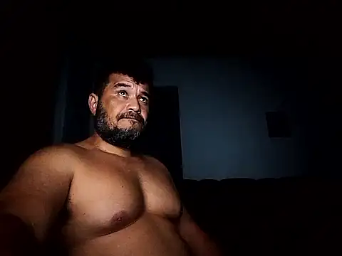 tarra122: διαδικτυακό σόου στην κάμερα