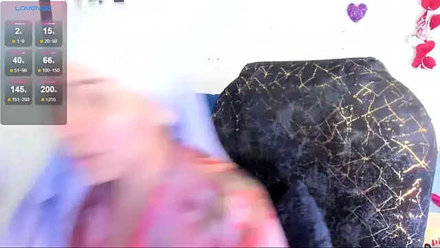 MatchedEyebrow Pertunjukan Webcam