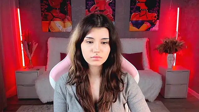 AnoraDarkのライブXXXチャット