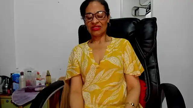 Aries_Mature's Webcam Show