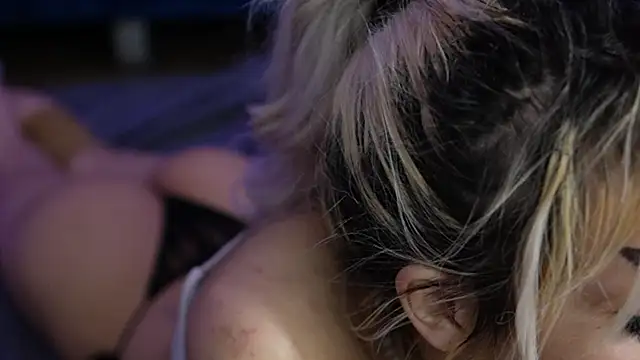 blondie_muller's Live XXX Chat