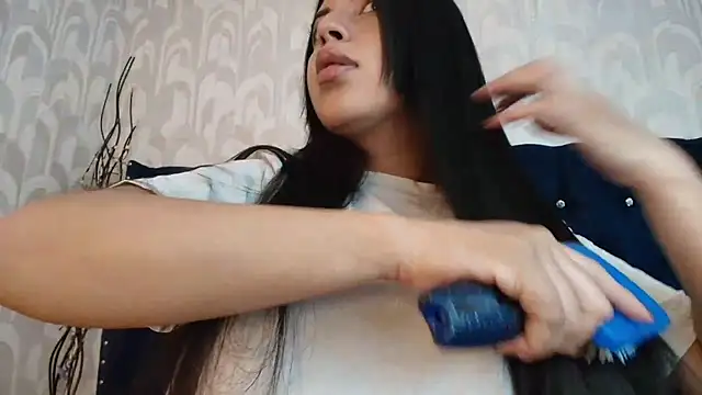 CarolineBrunx 现场XXX聊天