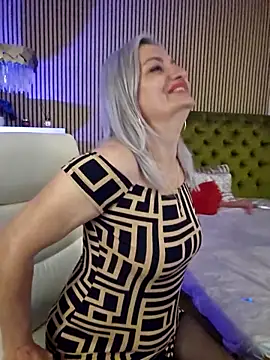 LadyTouch 现场XXX聊天