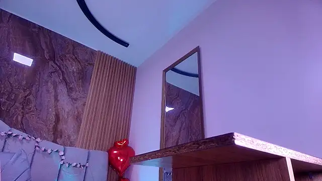 XXX chat uživo modela luce_williams