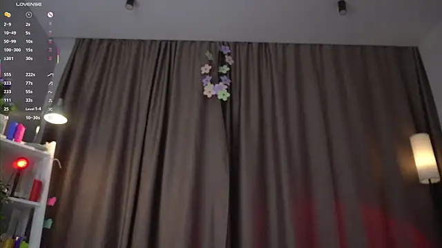 FlairEdginのライブXXXチャット