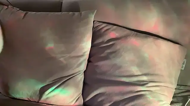 AlmaryKimのライブXXXチャット