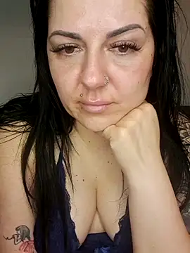 Онлайн чат XXX juliaaa18