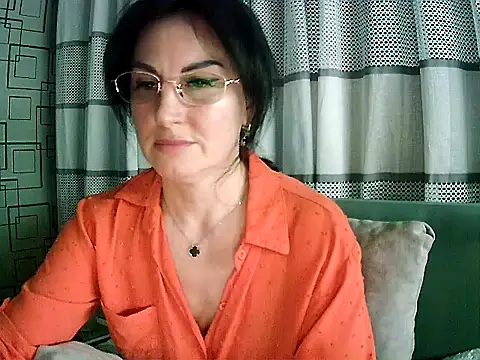 Sweaty20n Live XXX chat