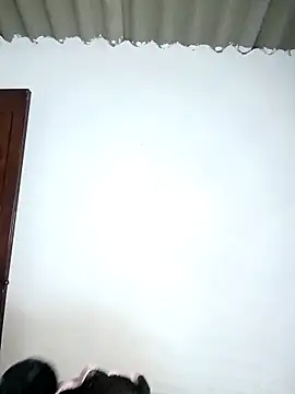 Simone_Miller: απευθείας συνομιλία ΧΧΧ