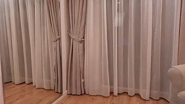 Chatroom XXX en direct de IsabellaMysty