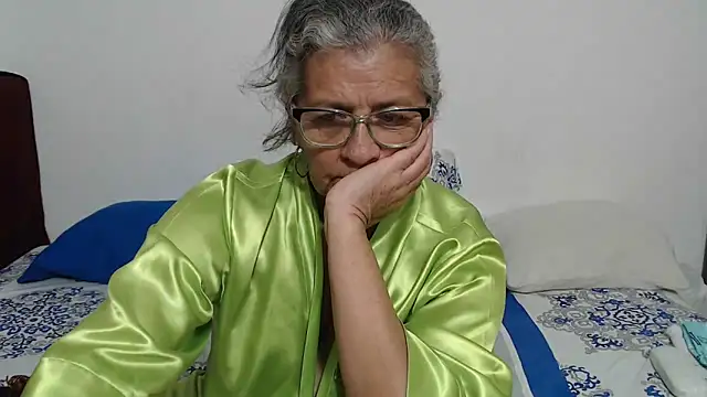 candy_mature_ Chat XXX in diretta