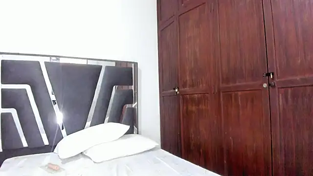 Sophiia88n Live XXX chat