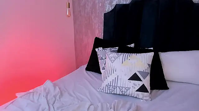 Ivi_jones_ live XXX chat