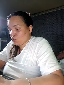 Zuleyka_69's Live XXX Chat