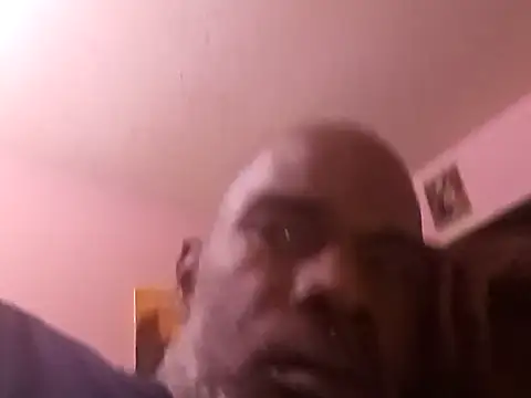 Blkstylion: διαδικτυακό σόου στην κάμερα