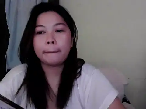 Evaness15: онлайн-секс-чат