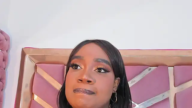 BritanymooreeのライブXXXチャット