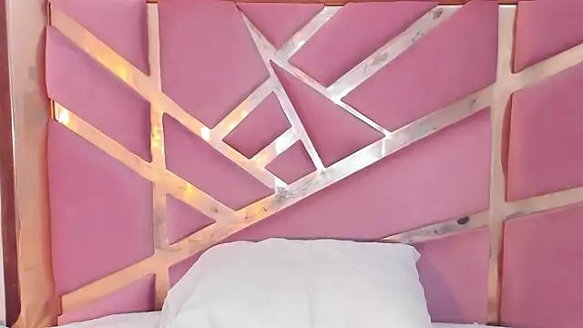 Britanymooree's Live XXX Chat