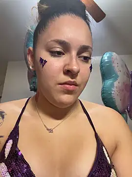 Mamachulita: вебкам-шоу