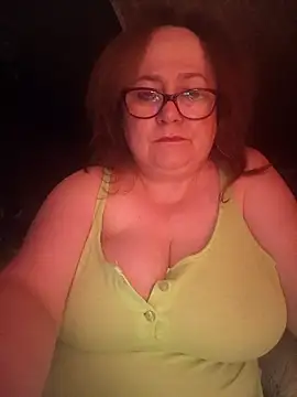 Iwenne Pertunjukan Webcam