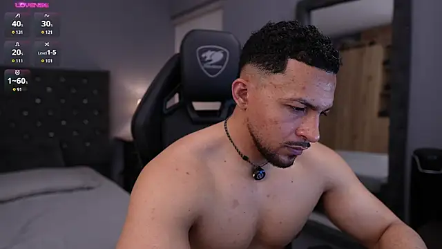 LoganMartinX Show Webcam