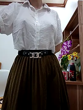 Emma_Linh Adlı Modelin Canlı XXX Sohbeti