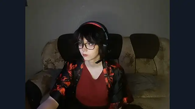 Pertunjukan Kamera Web ShaynaLinley