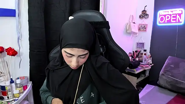 chaymae_nah_: онлайн-секс-чат