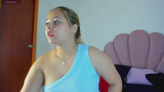 Czat XXX na żywo – MikaelaStone