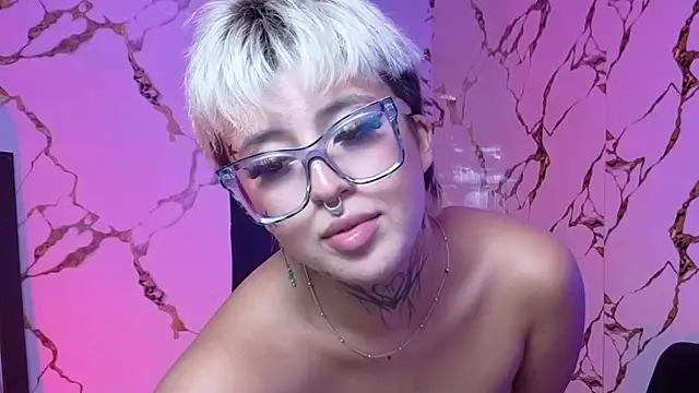 Rebeka-bakern Live XXX chat