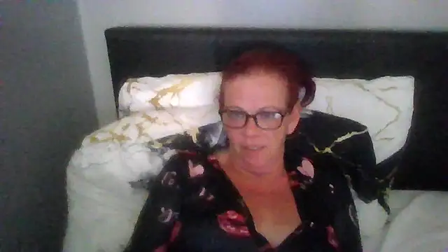 Chatroom XXX en direct de Forbidden-Irish-x