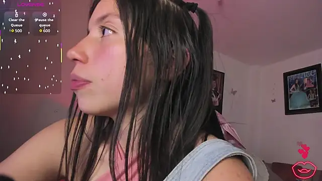 katty_snow Adlı Modelin Canlı XXX Sohbeti