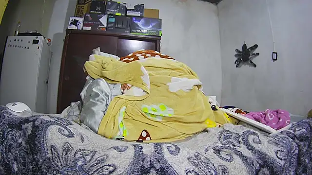 XXX chat uživo modela apoloniabelucci