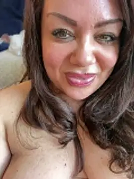 BadAssVeronicaのライブXXXチャット