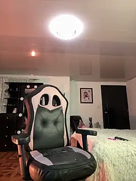 saaalome_1n Live XXX chat