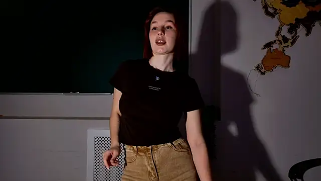 ClaireMathis Live XXX-chat