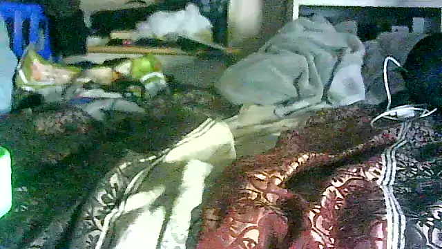 GUAPAN3S3_FIR3 webcam show