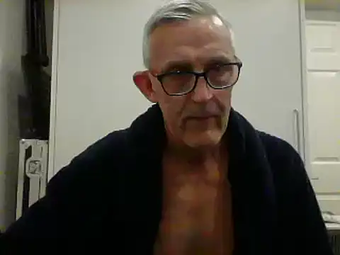 nakedcarpenteruk Show Webcam