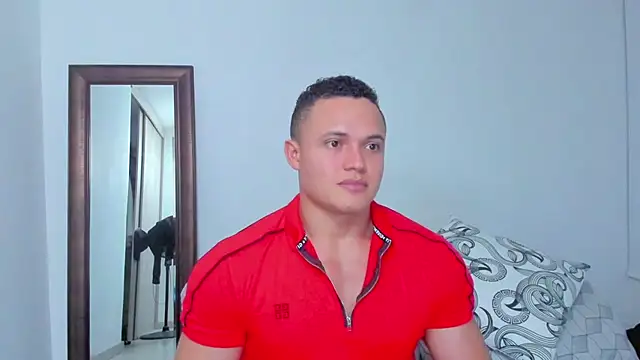 KingLevi01 Adlı Modelin Web Kamerası Şovu