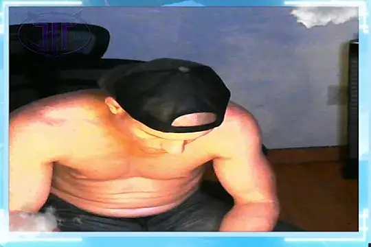 JockNThirsty Adlı Modelin Canlı XXX Sohbeti