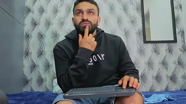 عرض كام LeonidasKaiser