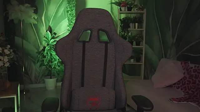 MonicaFarmer's Live XXX Chat