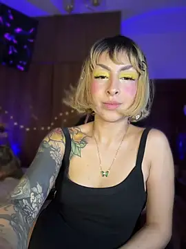 Cinamoonn Live XXX-Chat