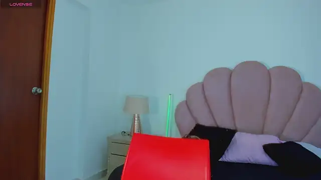 Chat XXX Live MikaelaStone