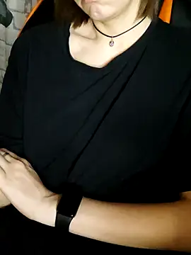 Živý XXX chat Aashikalaa